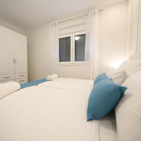 Luxury Majpruz Suites I Ζαντάρ Δωμάτιο φωτογραφία