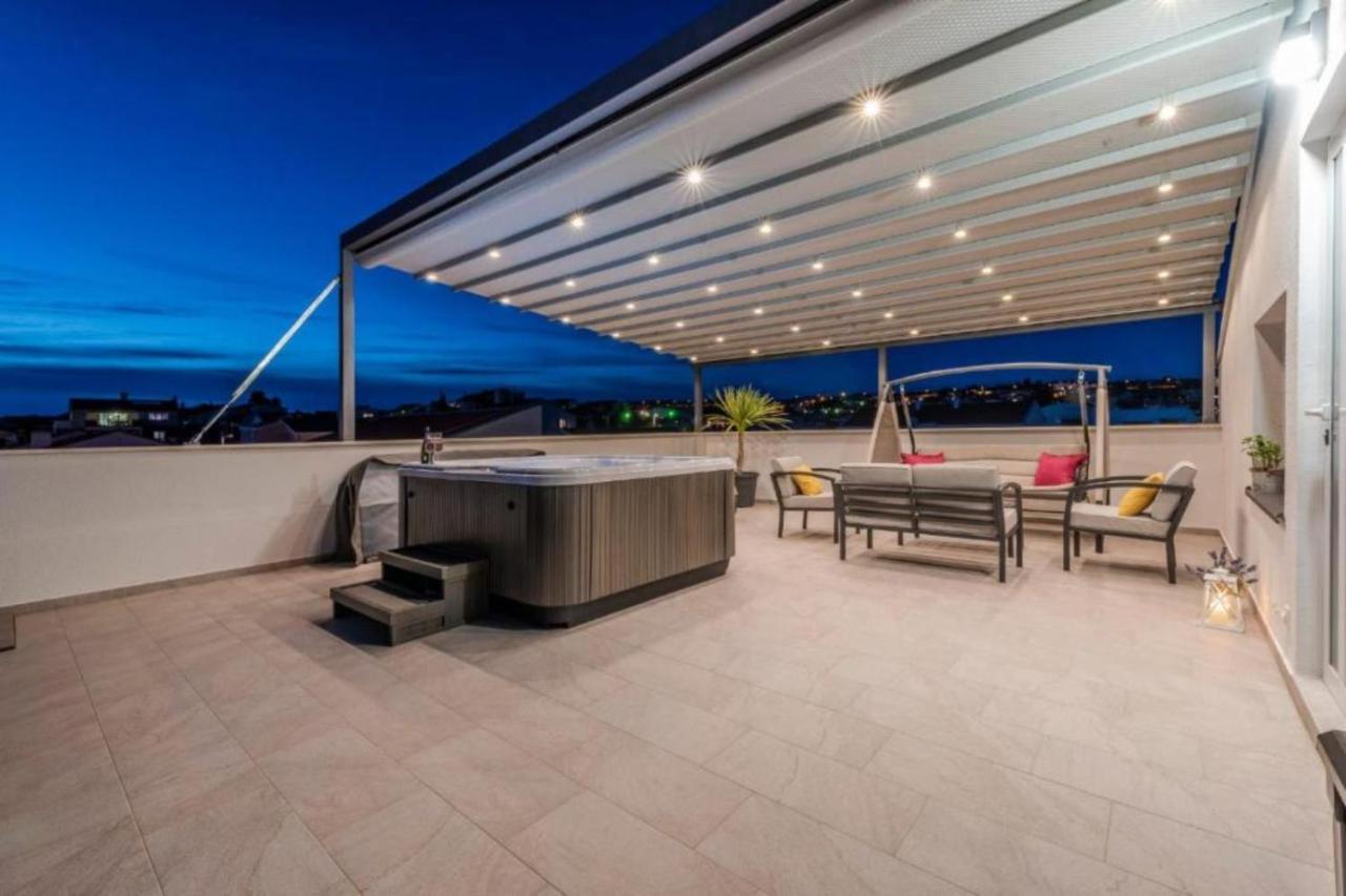 Luxury Majpruz Suites I Ζαντάρ Εξωτερικό φωτογραφία