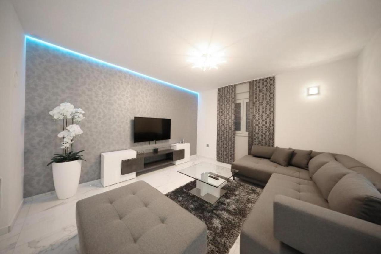 Luxury Majpruz Suites I Ζαντάρ Εξωτερικό φωτογραφία