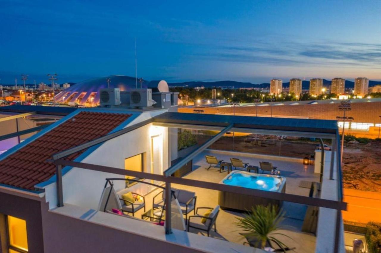 Luxury Majpruz Suites I Ζαντάρ Εξωτερικό φωτογραφία