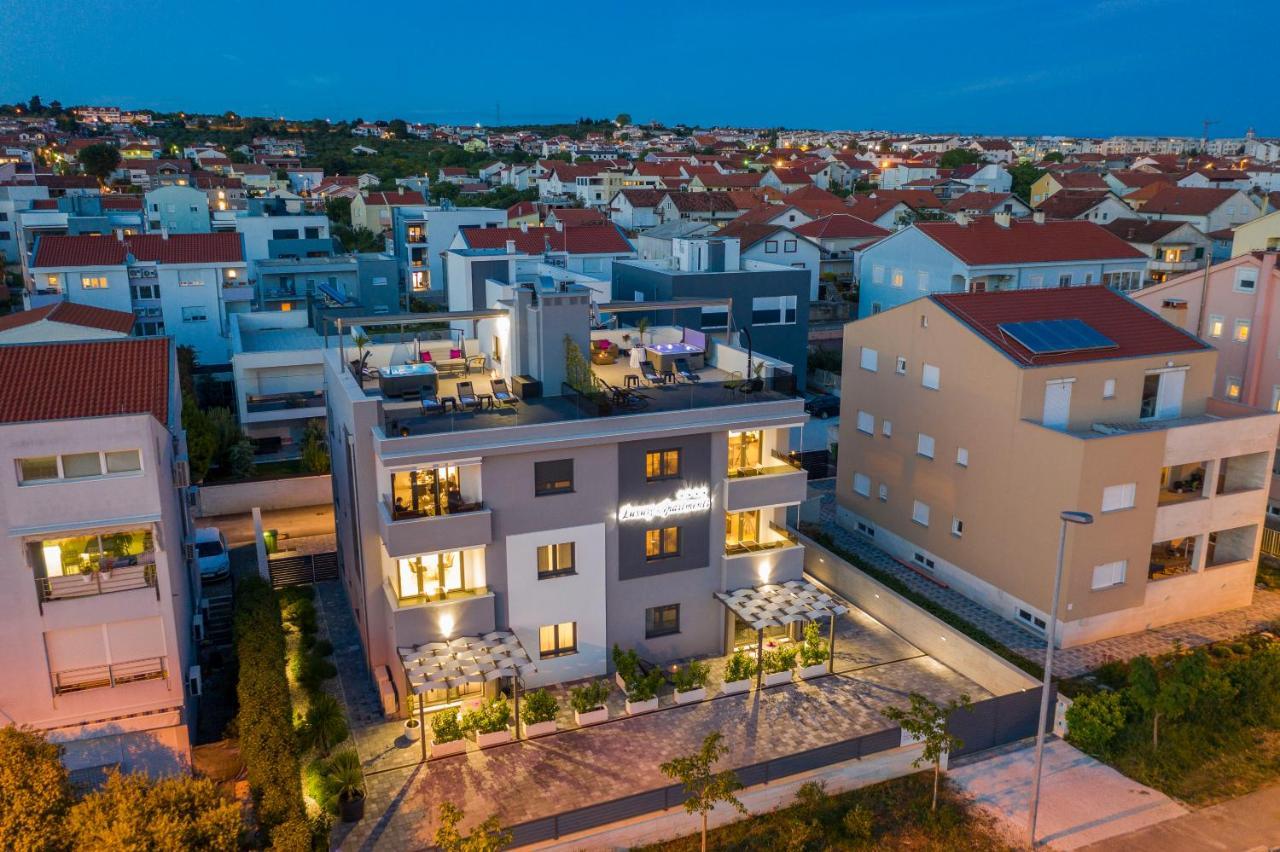 Luxury Majpruz Suites I Ζαντάρ Εξωτερικό φωτογραφία